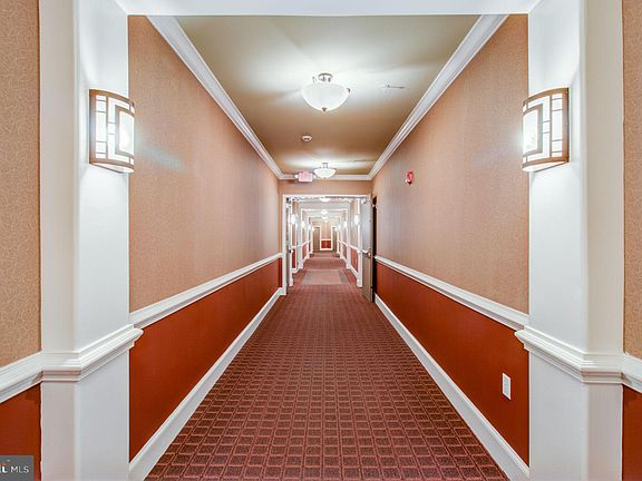5th image of 226 Masterson Ct