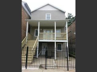 2818 W Arthington St #1, Chicago, IL 60612