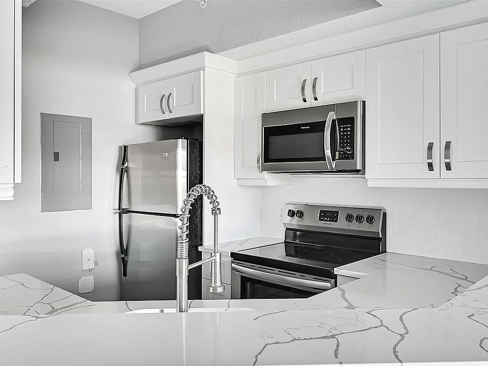 1st image of 785 SW 148th Avenue #1412