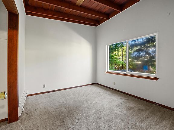 5th image of 20719 Foothill Drive