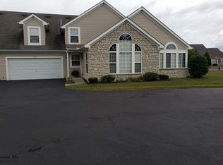 997 Governors Cir, Lancaster, OH 43130