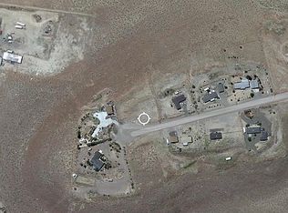 1305 Crest Dr, Silver Springs, NV 89429