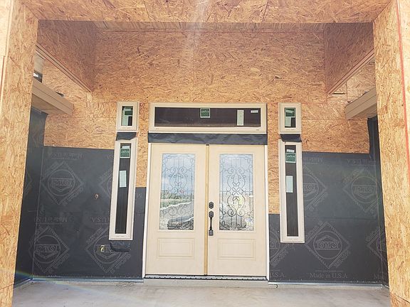 3rd image of 1813 Tron Ln