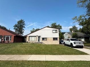 4556 Cleveland St, Wayne, MI 48184