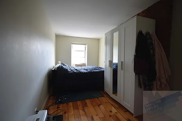 Rented by Rolling Stone Realty LLC | media 12