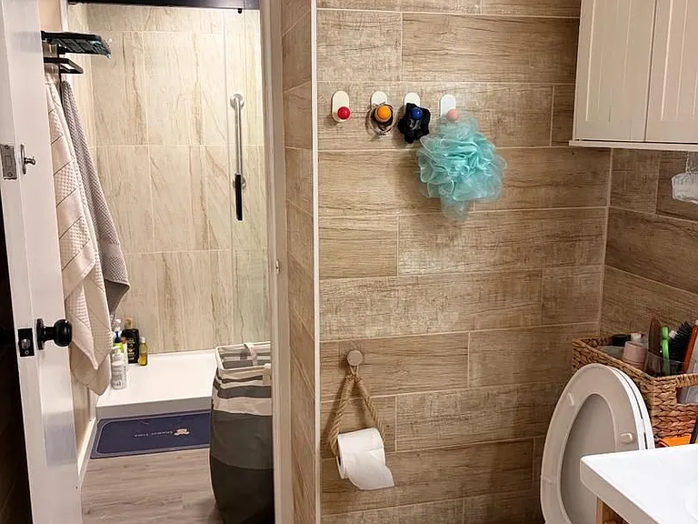 1030 E Lancaster Ave #203 — Photo 5