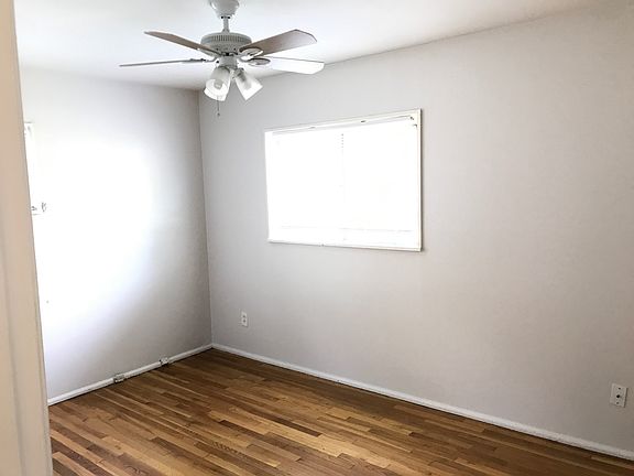 2nd image of 10452 Lord Dr
