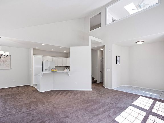 5th image of 13108 127th Street Ct E