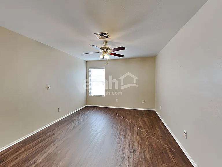 3024 S 161st Dr — Photo 11