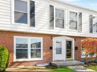 901 Waukegan Rd UNIT A, Deerfield, IL 60015