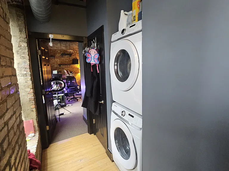 329 S Washington Sq #G — Photo 7