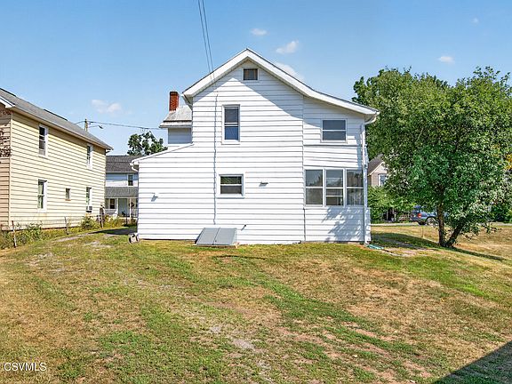 5th image of 88 Wagner Ave
