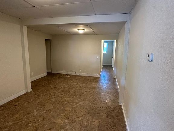 3rd image of 26 Belmont Ave APT 4