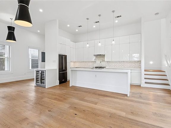 4th image of 3210 N Rampart St