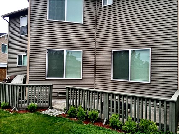 4th image of 20323 48th Ave E