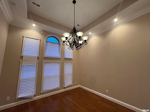 4th image of 1403 Marionna Dr