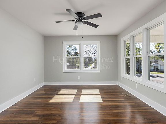 5th image of 1201 E 32nd St #B