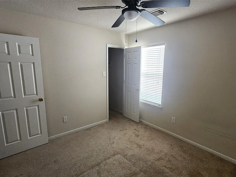 12311 Carriage Oak Cir — Photo 13