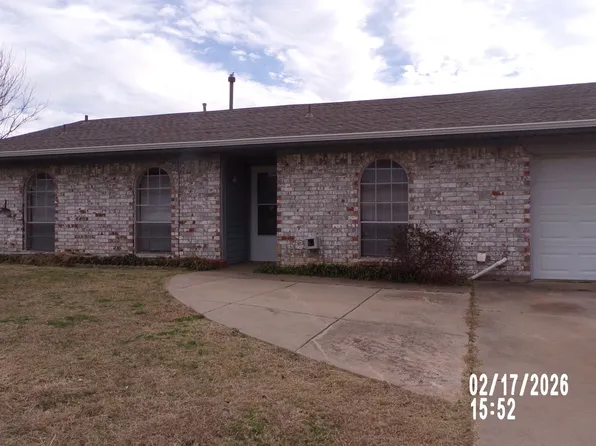 6142 SW Park Ave, Lawton, OK 73505