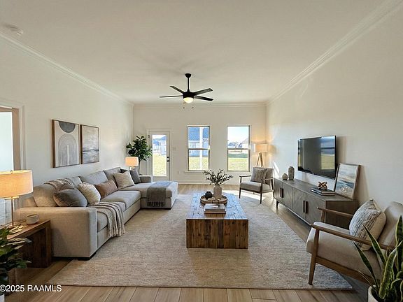 5th image of 110 Elmwood Meadows Dr