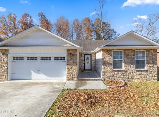 306 Joshua Landing Ct, Seymour, TN 37865