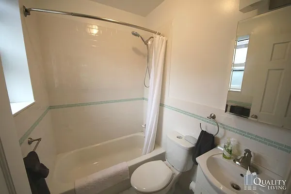 Rented by (Legacy) NY Quality Living Uptown | media 17