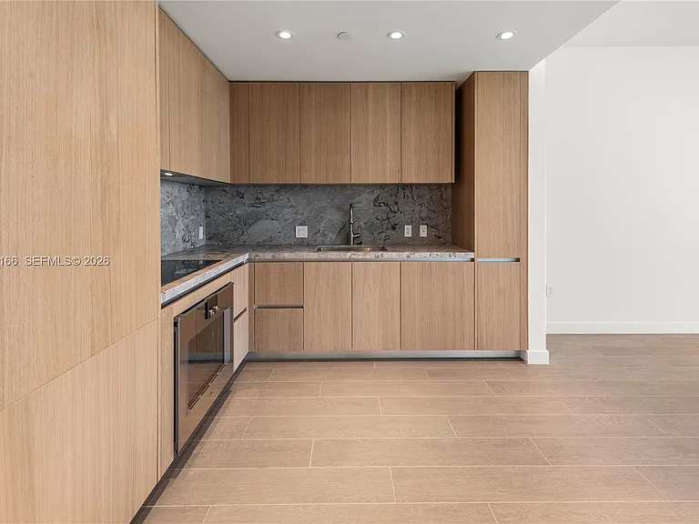 500 Alton Rd #908 — Photo 12