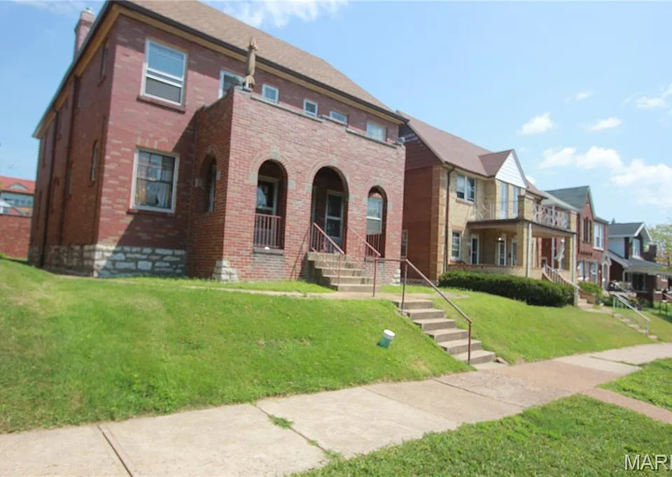 5021 Oleatha Ave #1