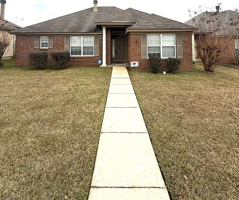 1st image of 3537 Claiborne Cir