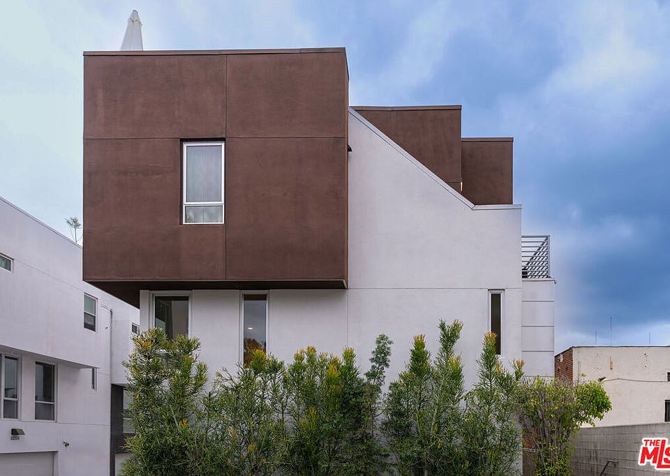 2210 Tom Mix Rd, Los Angeles, CA 90026 | Zillow