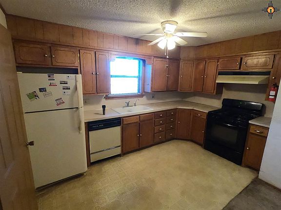 4th image of 206 N 2nd St