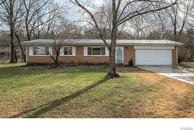 1st image of 56 Sun Valley Dr