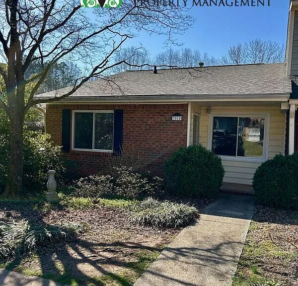 7015 Sand Wedge Cir NW — Photo 1