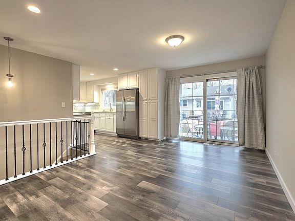 5th image of 20218 S Holly Ln