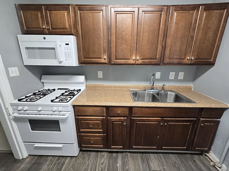 709 Idlewood Ave — Photo 12