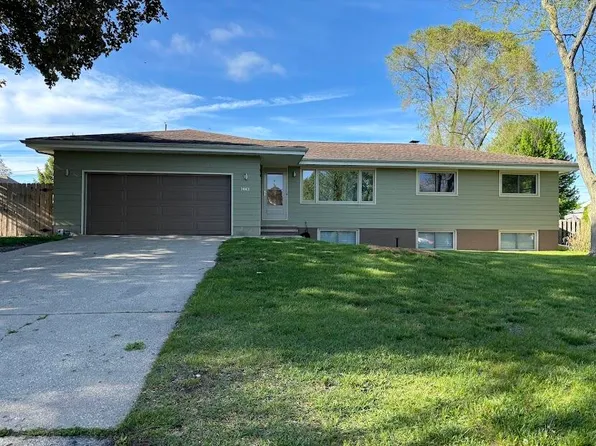 1443 Fruitwood Dr, Saint Joseph, MI 49085