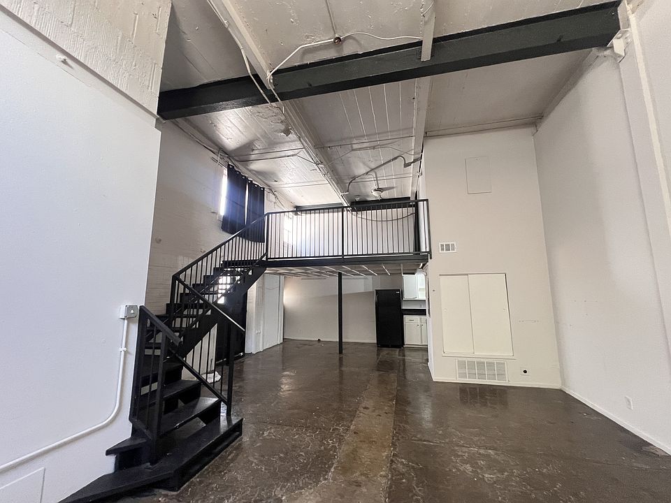 1st image of 2501 S Harwood St APT 12
