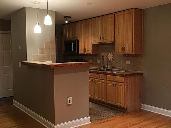 4th image of 2422 N Kennicott Dr APT 2B