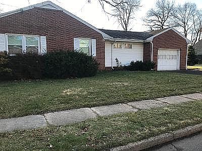 Side-Sunroom & garage