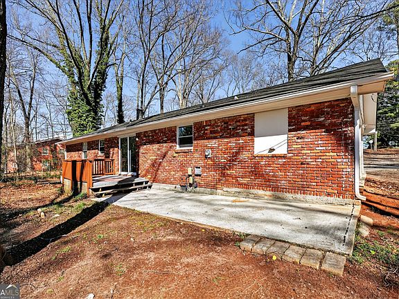 3rd image of 3011 Kelley Chapel Rd