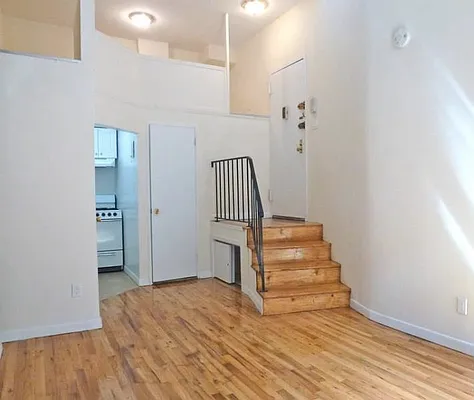 Rented by Jason Rosenberg, LREB | media 23