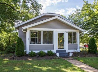 4776 Ringer Rd, Saint Louis, MO 63129