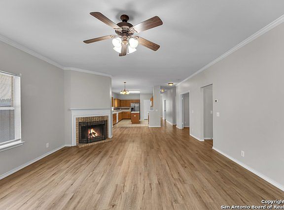 5th image of 2459 Cove Crst