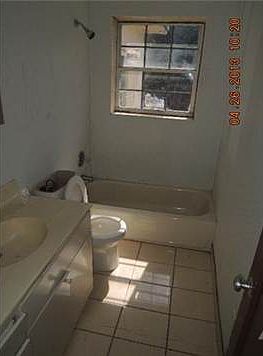 5th image of 8733 N Miami Ave