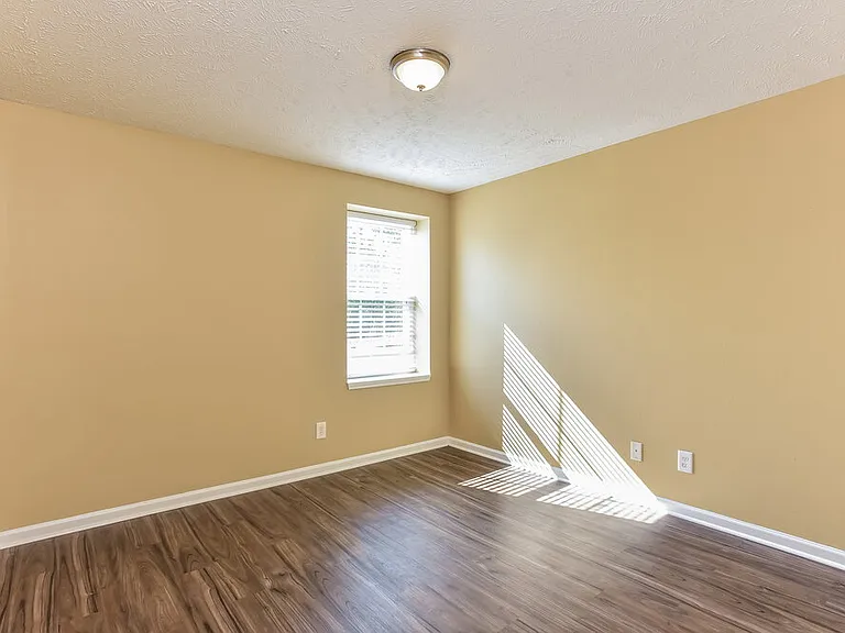 1108 Harmony Ln — Photo 15