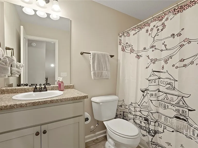 138 Sams Dr — Photo 25