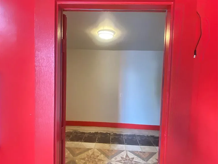 10326 Antoine Dr — Photo 14