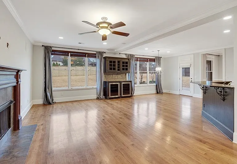 10227 Matwood Oak Dr — Photo 17