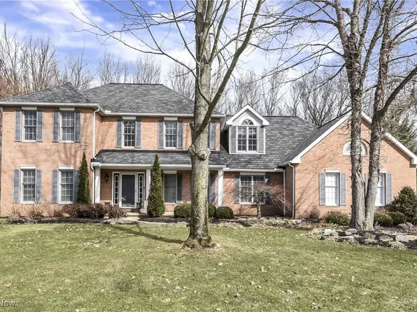30882 Prestwick Xing, Westlake, OH 44145