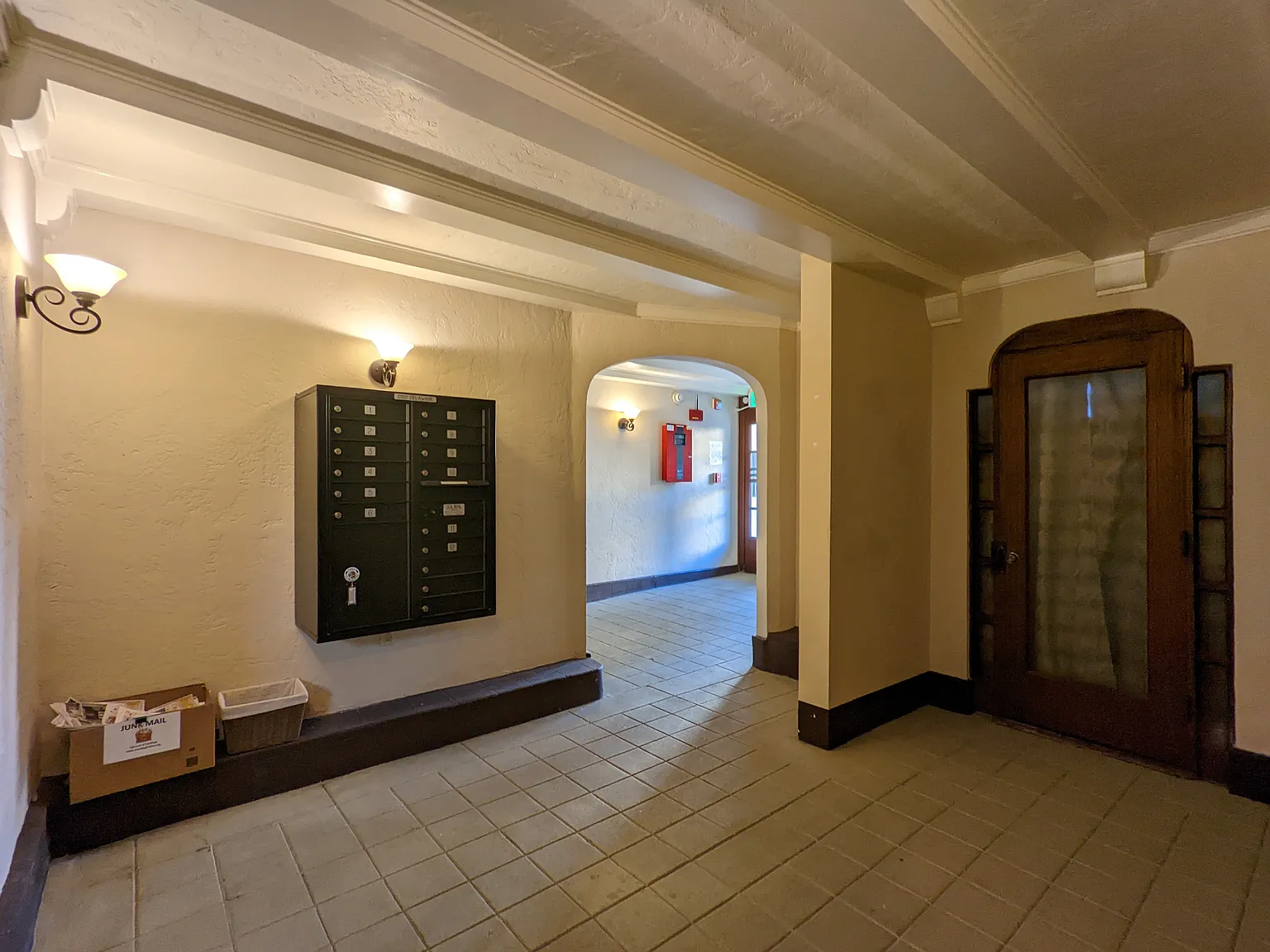 Berkshire Arms — Photo 3